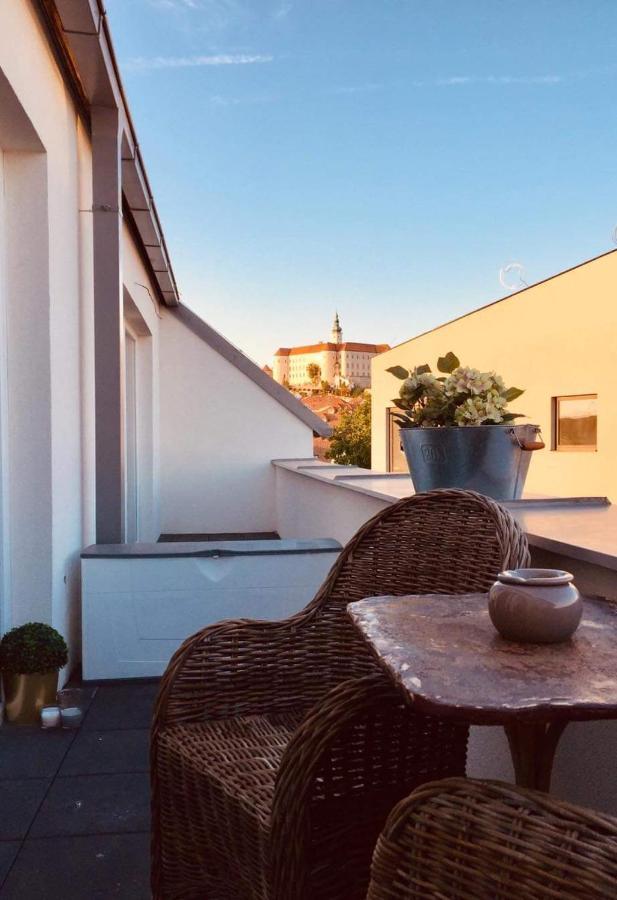 Appartements Des Merveilles Mikulov Bagian luar foto